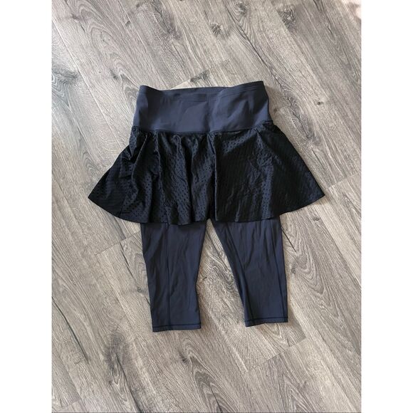 Athleta Women Pull On Legging Skirt Pants Polyester Black Size M A-Game 2 in 1 - Picture 1 of 5